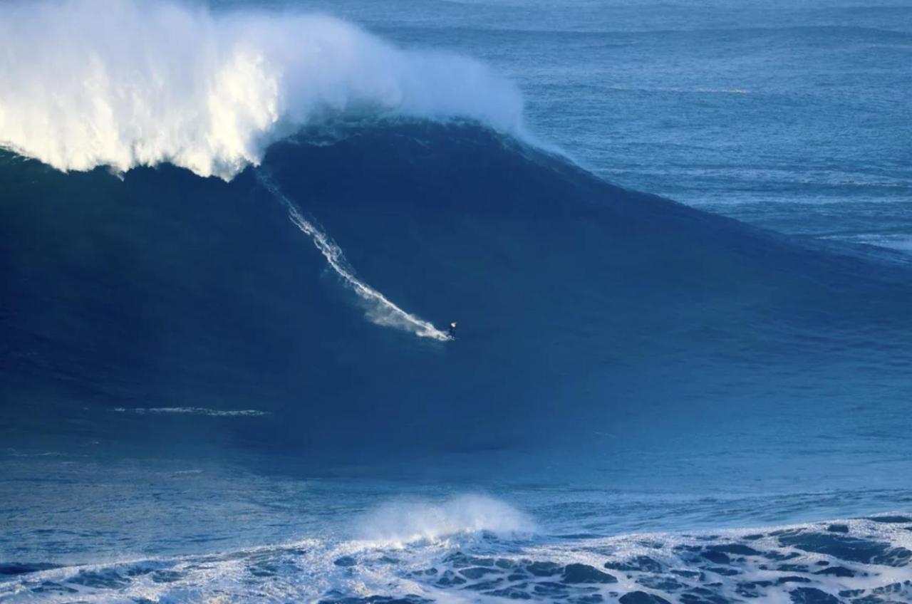 Casa Na Onda Liberdade Appartement Nazaré Buitenkant foto